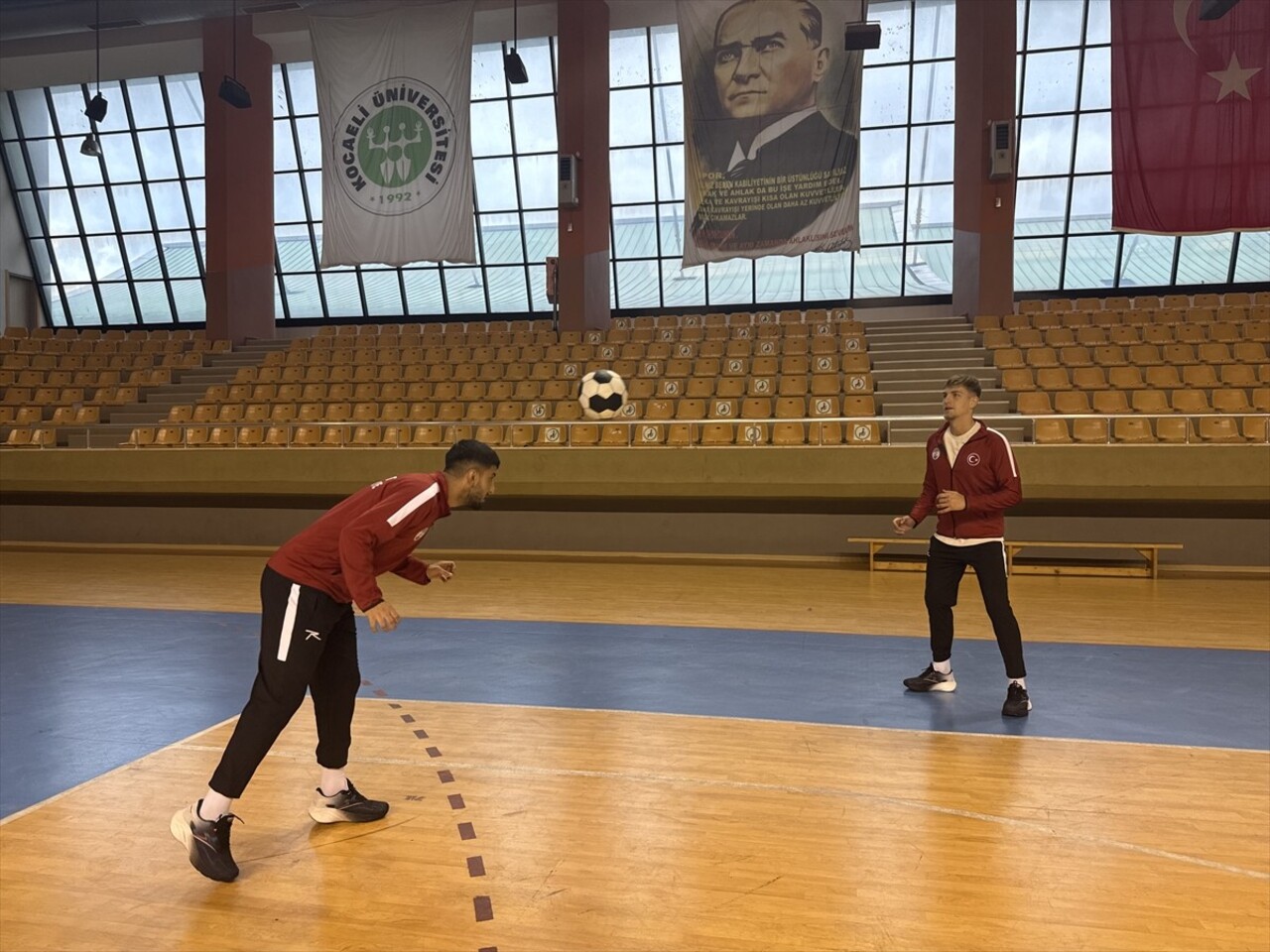 Macaristan'da Uluslararası Futnet Birliği (UNIF) tarafından 7-10 Kasım tarihlerinde düzenlenecek...