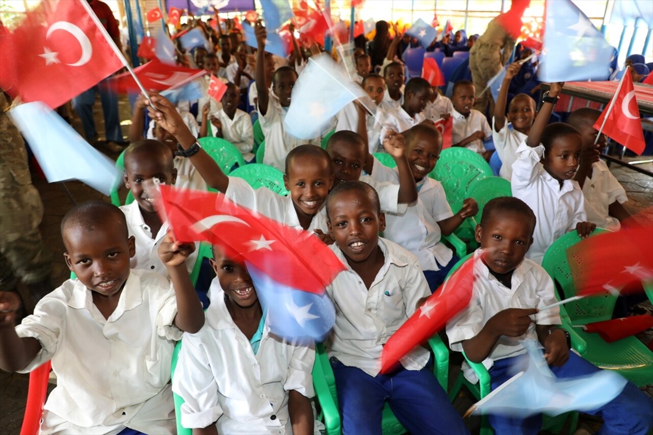 Milli Savunma Bakanlığı, Somali Türk Görev Kuvveti Komutanlığı personelinin, Somali Polis...