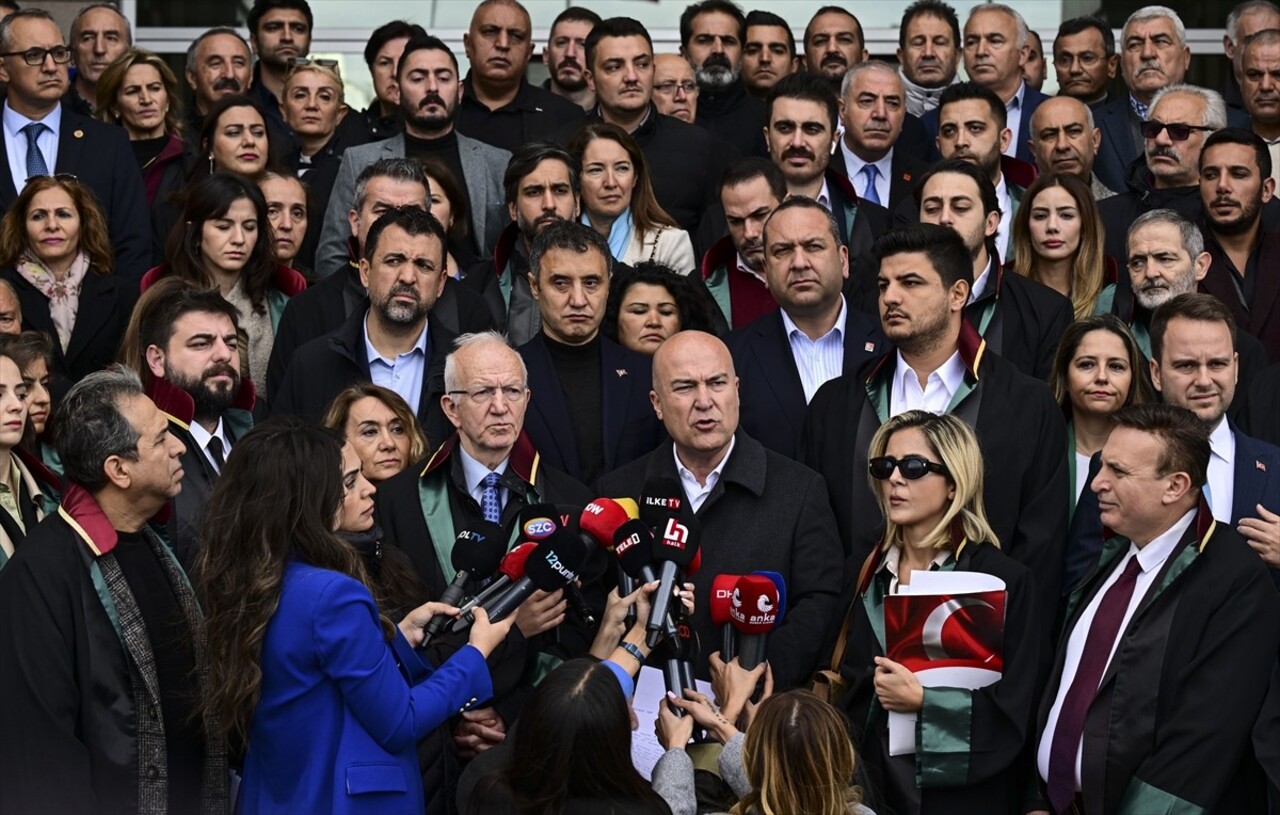 "PKK/KCK silahlı terör örgütü üyesi olmak" suçundan yürütülen soruşturma kapsamında...