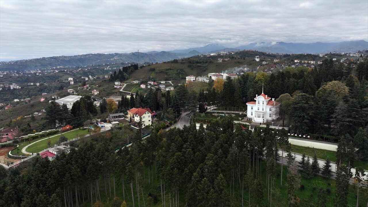 Türkiye Cumhuriyeti'nin Kurucusu Büyük Önder Mustafa Kemal Atatürk'ün Trabzon'da üç kez...