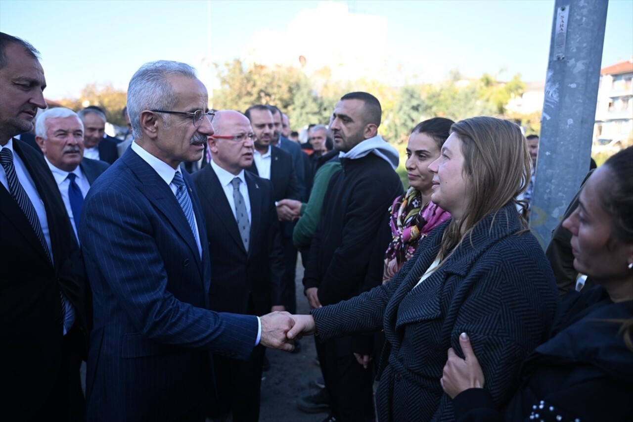 Ulaştırma ve Altyapı Bakanı Abdulkadir Uraloğlu, AK Parti İznik 8. Olağan İlçe Kongresi'nin...