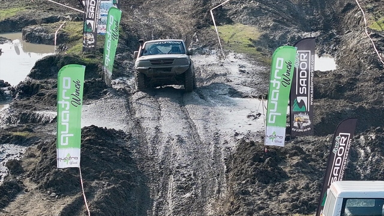 Düzce Safari Off-Road Kulübü (DÜSOF) tarafından düzenlenen 33. Geleneksel Düzce Gümüşova Off-Road...