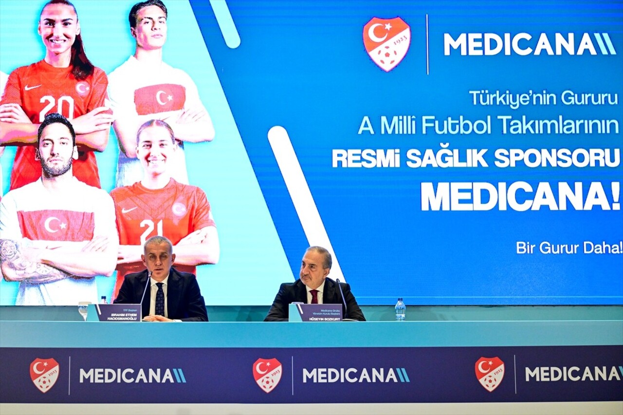 Türkiye Futbol Federasyonu ile Medicana Sağlık Grubu arasında Riva'da bulunan Hasan Doğan Milli...