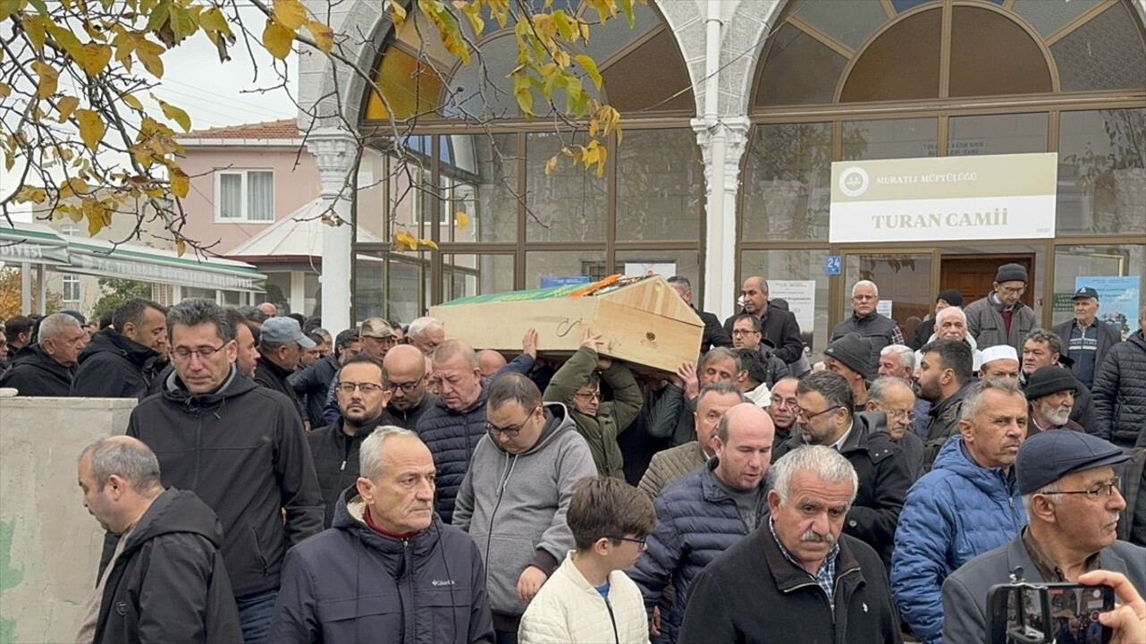  Tekirdağ'ın Muratlı ilçesinde uyuduğu sırada oğlu tarafından bıçaklanarak öldürülen Nilay...