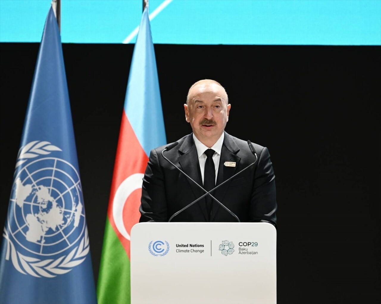 Azerbaycan Cumhurbaşkanı İlham Aliyev, Bakü'de düzenlenen Birleşmiş Milletler (BM) İklim...