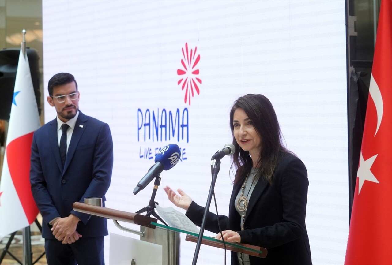 Panama'nın Ankara Büyükelçiliği tarafından Panama'nın bağımsızlığının 121. yıl dönümünü kutlamak...