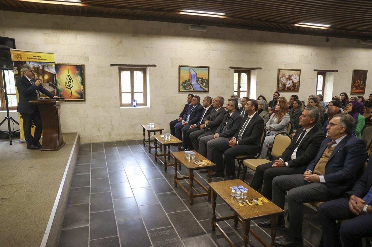 Milli Eğitim Bakan Yardımcısı Ömer Faruk Yelkenci, Gaziantep'teki Mecidiye Han'da düzenlenen...