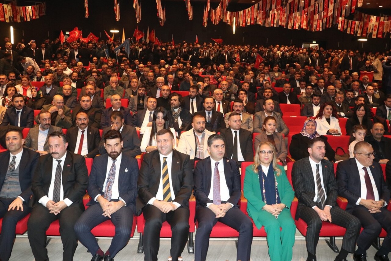 MHP'nin Kayseri'de "Bir ve Birlikte Hilal'e Doğru Türkiye" temasıyla Kadir Has Kongre Merkezi'nde...