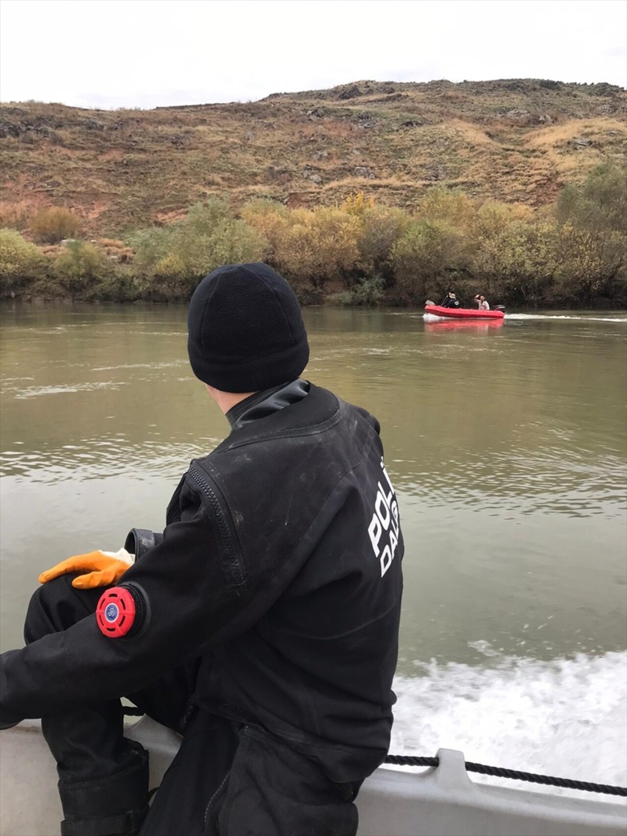 Şırnak'ta kaybolan 22 yaşındaki genç için Dicle Nehri ve çevresinde arama çalışmaları...