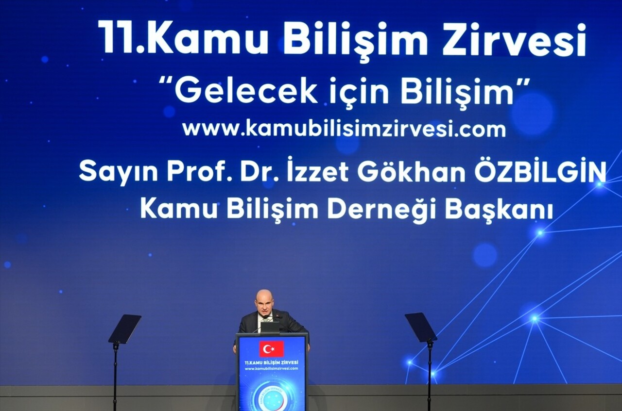 Kamu Bilişim Derneği Başkanı İzzet Gökhan Özbilgin, Bilgi Teknolojileri ve İletişim Kurumu (BTK)...