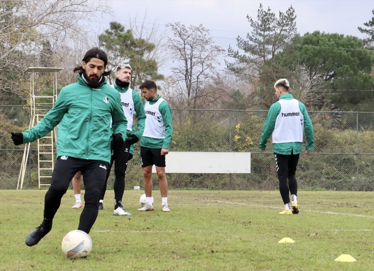 Sakaryaspor, Trendyol 1. Lig'in 14. haftasında sahasında Boluspor ile oynayacağı maçın...