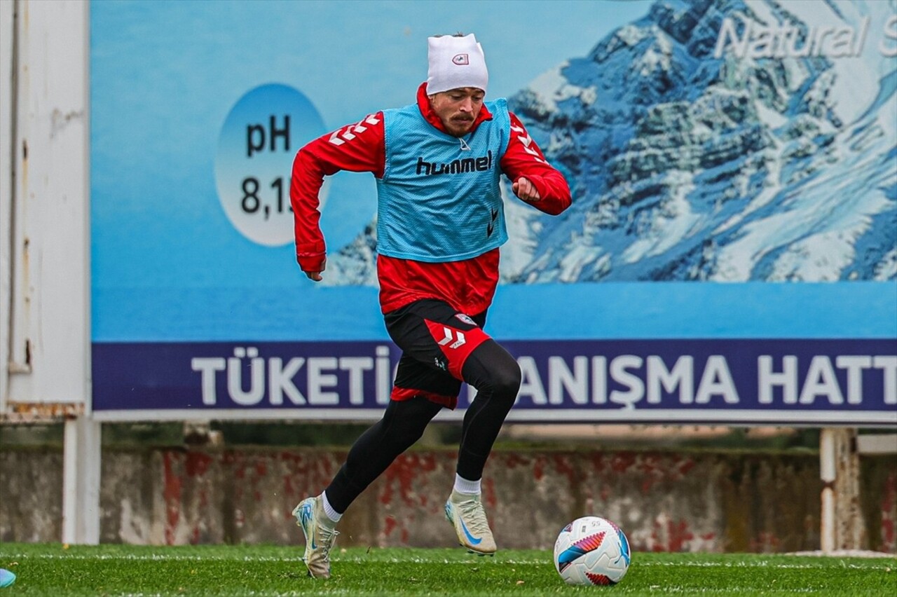 Reeder Samsunspor, Trendyol Süper Lig'in 14. haftasında 30 Kasım Cumartesi günü sahasında Sipay...