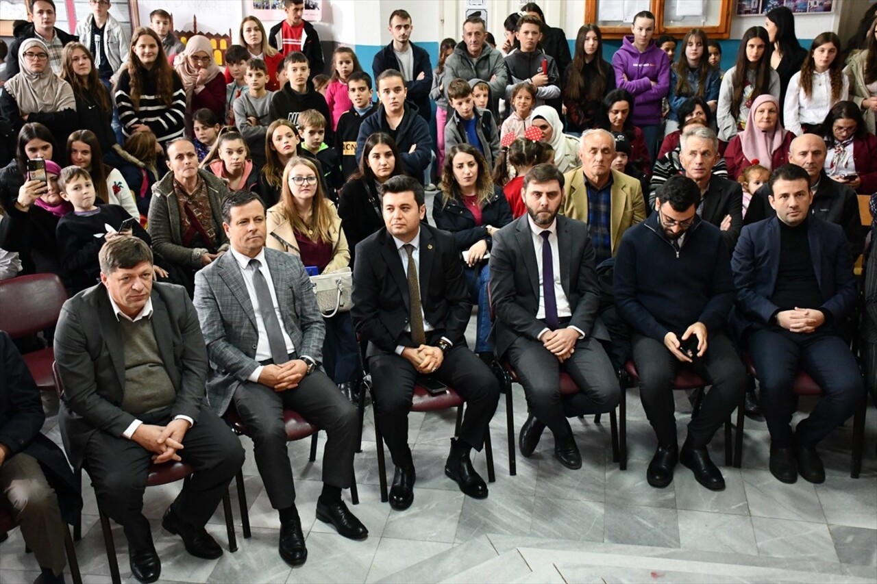 Üsküp Yunus Emre Enstitüsü (YEE) Kuzey Makedonya'nın kuzeybatı kesimlerinde bulunan ve ülkede...