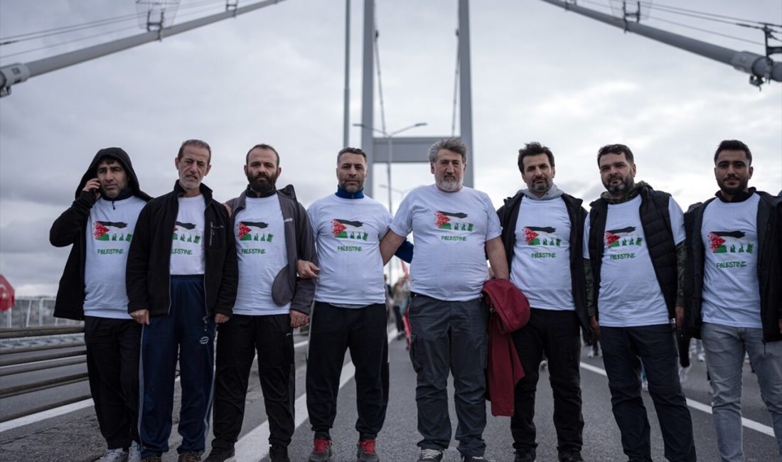 İstanbul'da düzenlenen maratonda halk