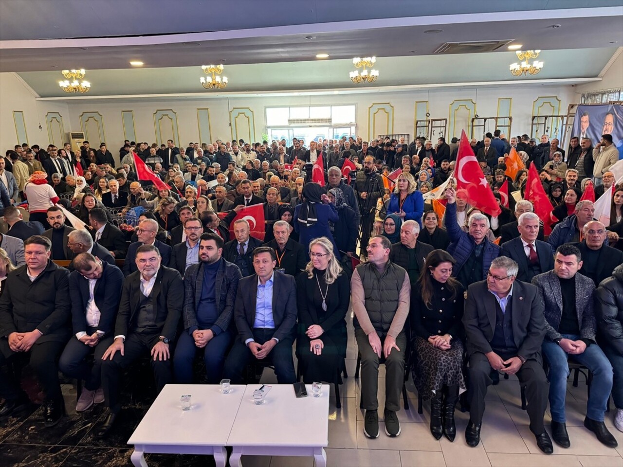 AK Parti Bornova İlçe Kongresi: İnan’dan Sert Söylemler