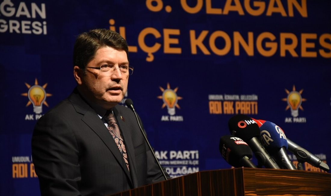 Bakan Tunç, parti kongrelerinde