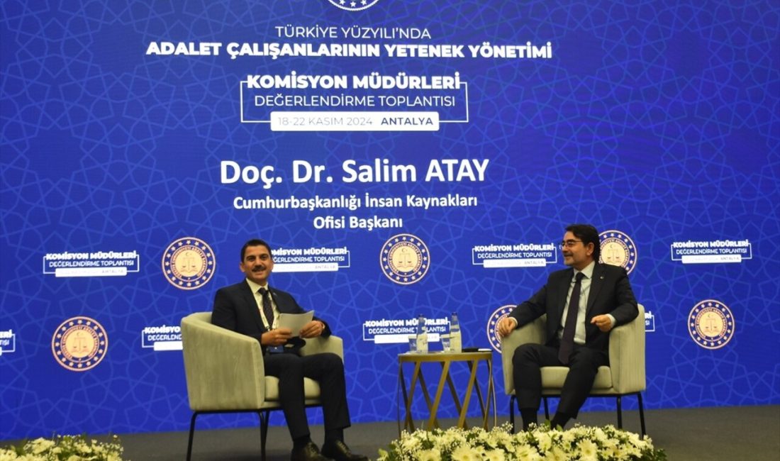 Antalya'da düzenlenen toplantıda adaletin