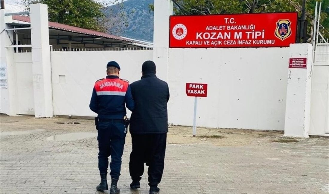 Adana'da jandarma operasyonu ile