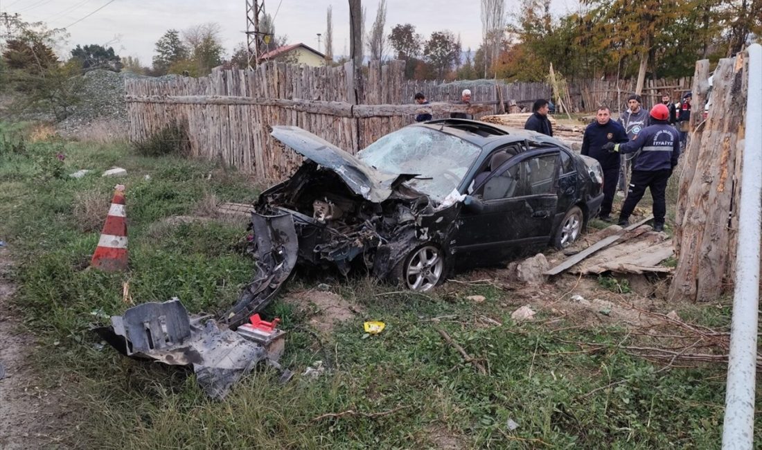 Amasya'da bir otomobilin devrilmesi