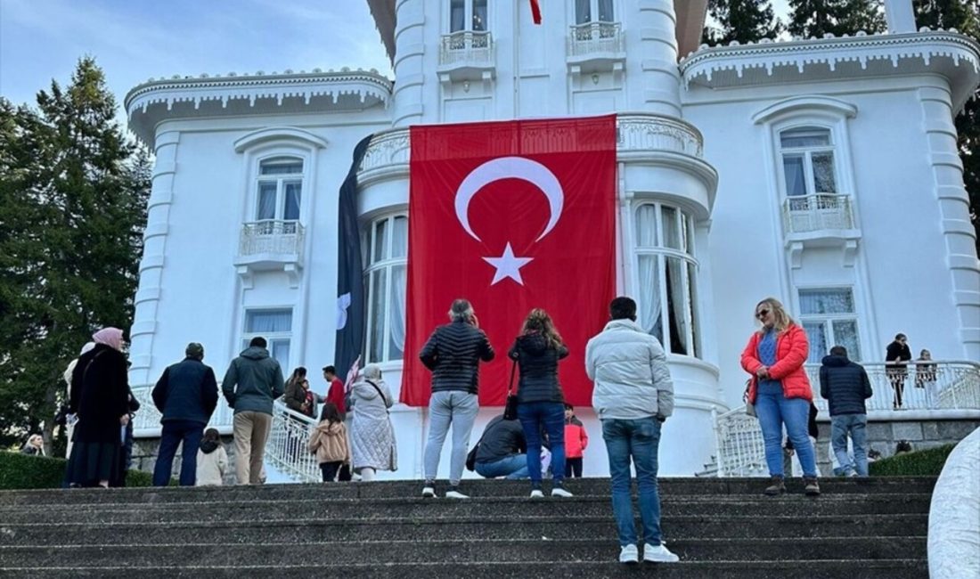 Atatürk'ün anıldığı 10 Kasım'da