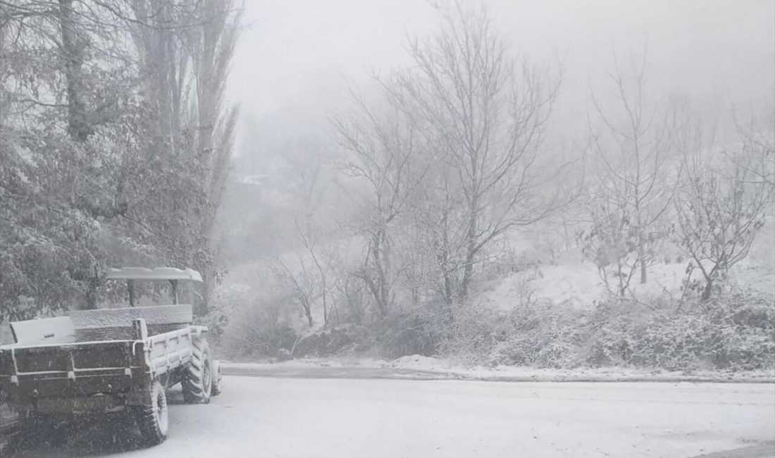 Balıkesir'in bazı ilçeleri kar