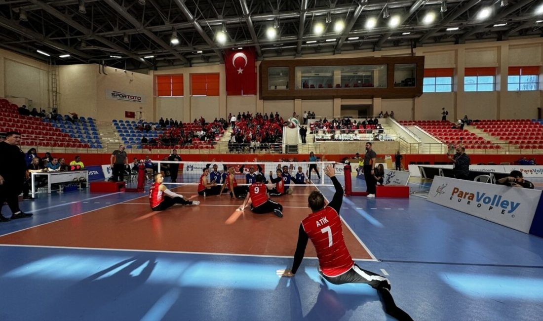 Burdur'da düzenlenen Oturarak Voleybol