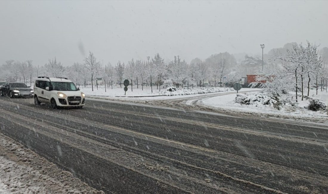 Bursa-Ankara kara yolunda etkili