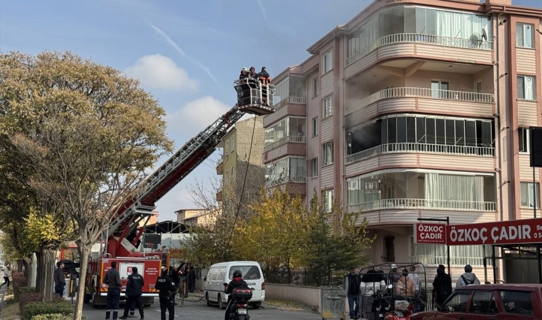 Çankırı'da bir apartmanda çıkan