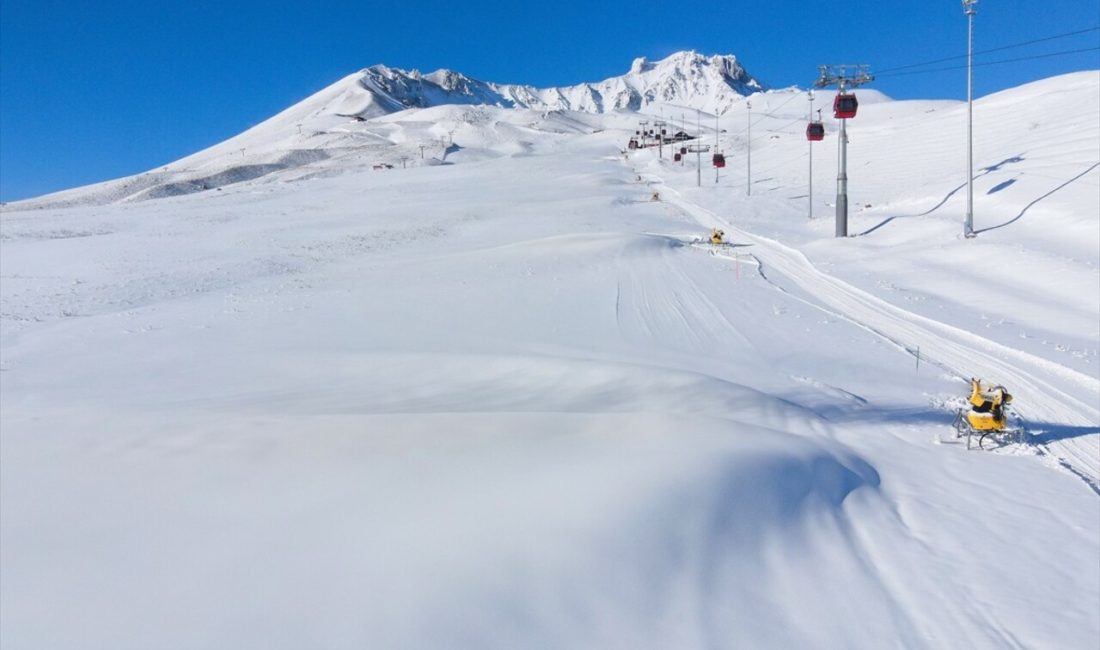 Erciyes Kayak Merkezi kar