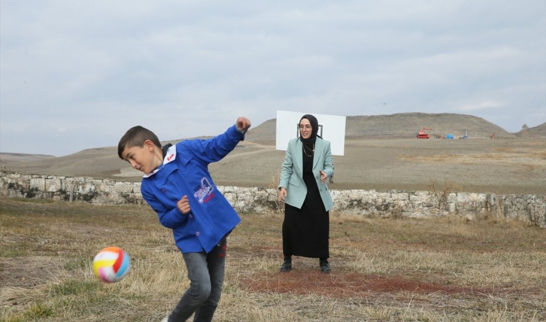 Antalyalı Fatmanur Şimşek, Kars'taki