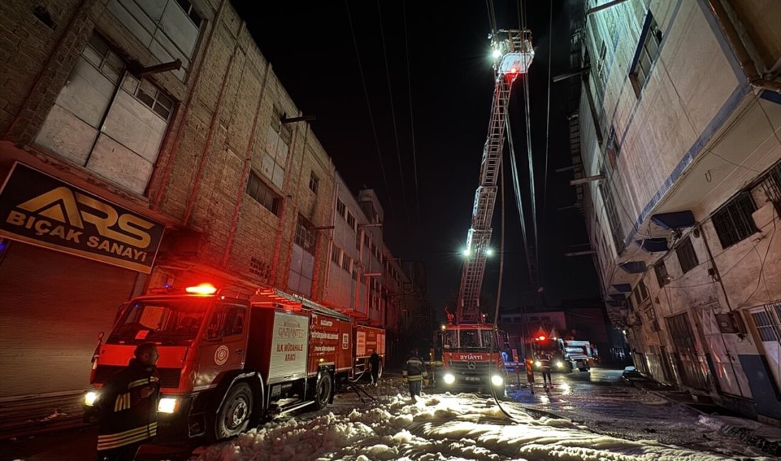 Gaziantep'te ayakkabı ve terlik