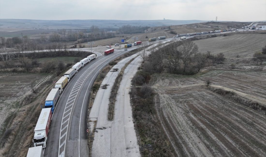 Hamzabeyli Sınır Kapısı'nda 25