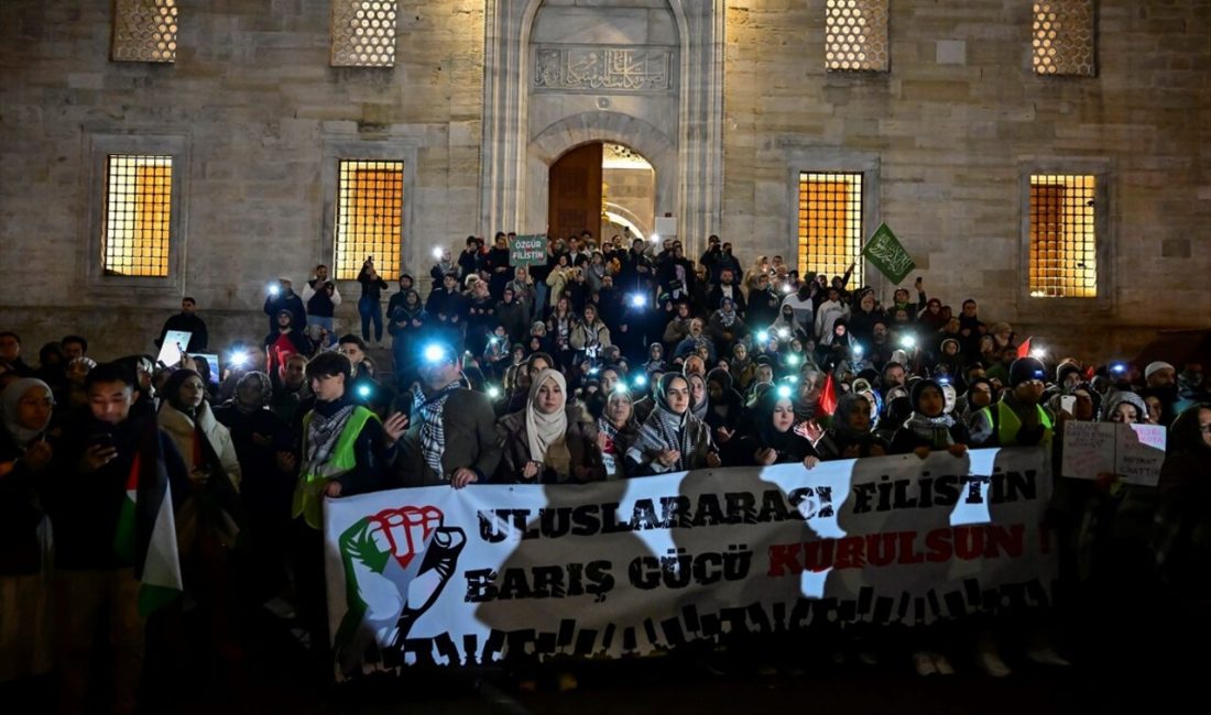 İstanbul Fatih'te Gazze'deki katliamları