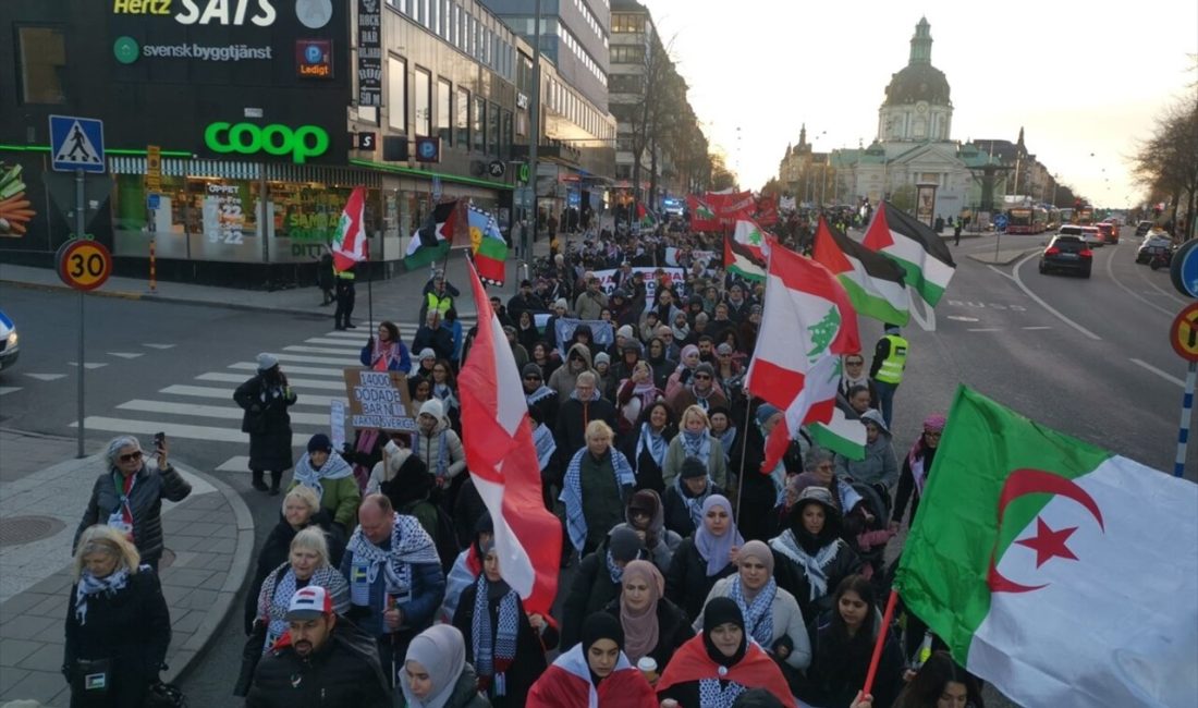 Stockholm'de yapılan gösteride, İsrail'in