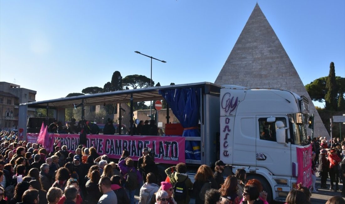 Roma'da 25 Kasım Kadına