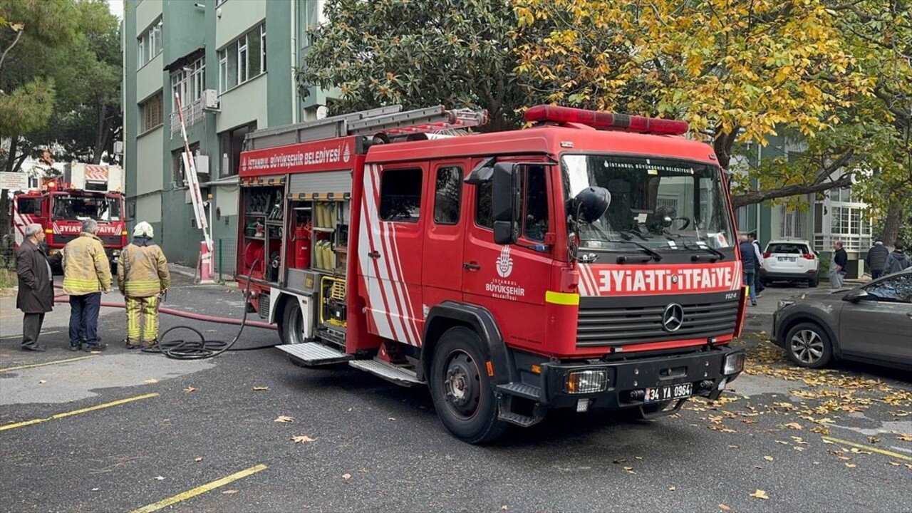 Kadıköy’deki Restoranda Baca Yangını Kontrol Altına Alındı