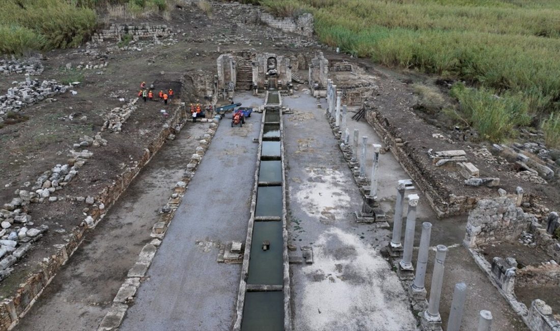 Antalya'nın Perge Antik Kenti'nde