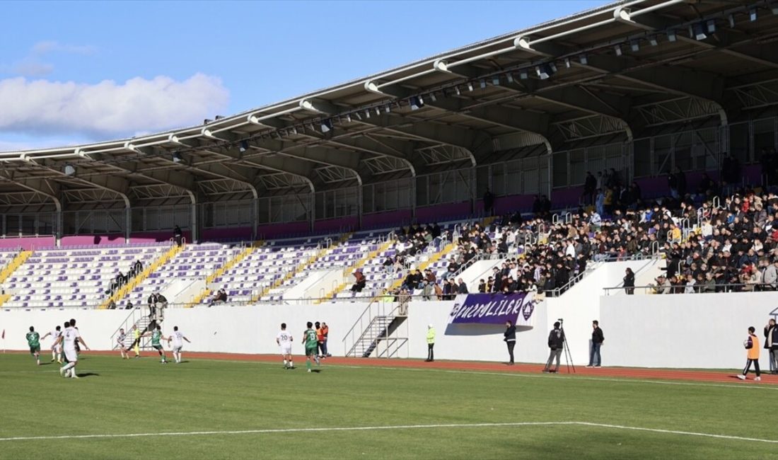 Sinop Şehir Stadı, ilk