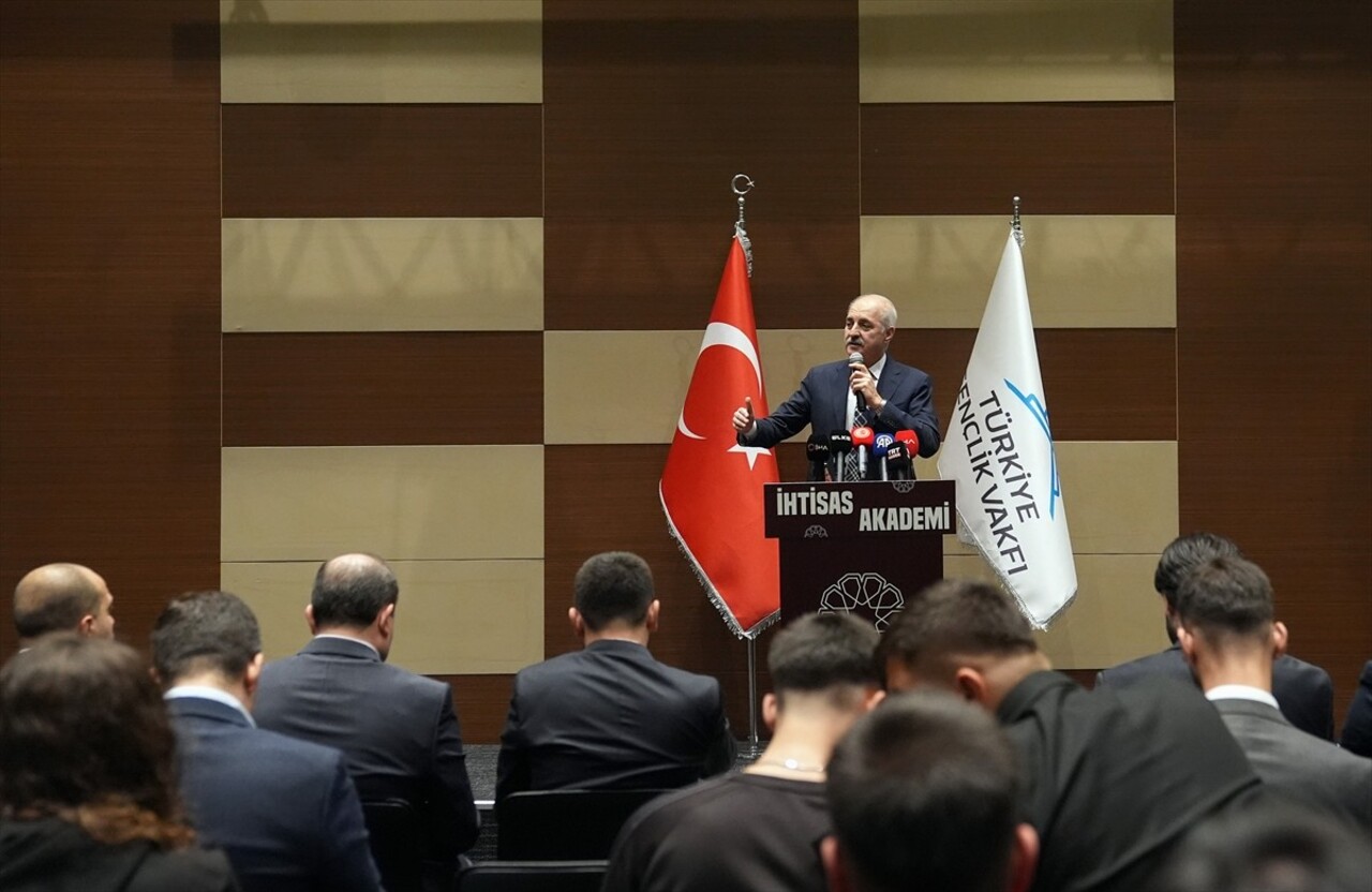 TBMM Başkanı Kurtulmuş, Adaletin Önemi Üzerine Konuştu