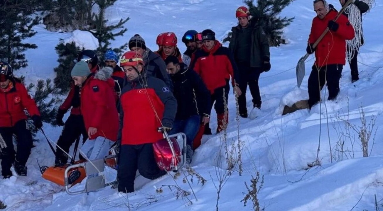 Palandöken Kayak Merkezi'deki çığ fekaletinde milli sporcudan kahreden haber