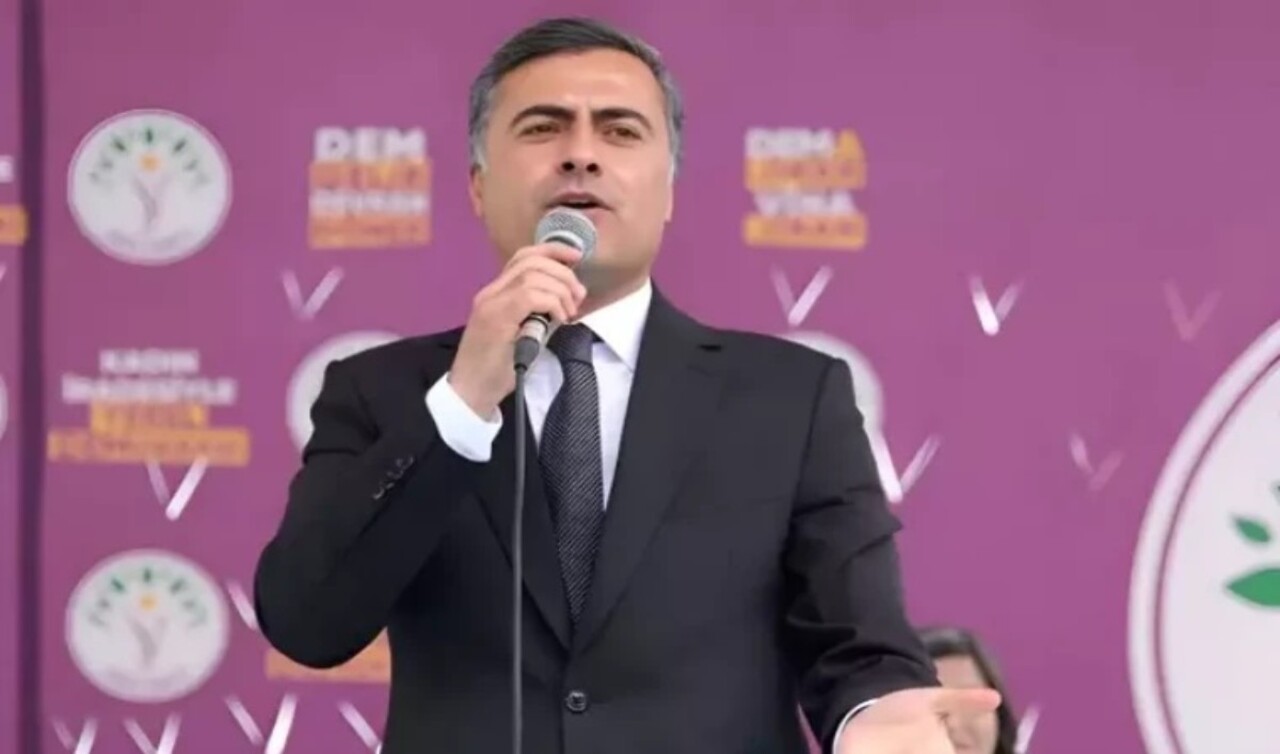 Van'da görevinden uzaklaştırılan Abdullah Zeydan'ın yerine Vali Ozan Balcı geçti!